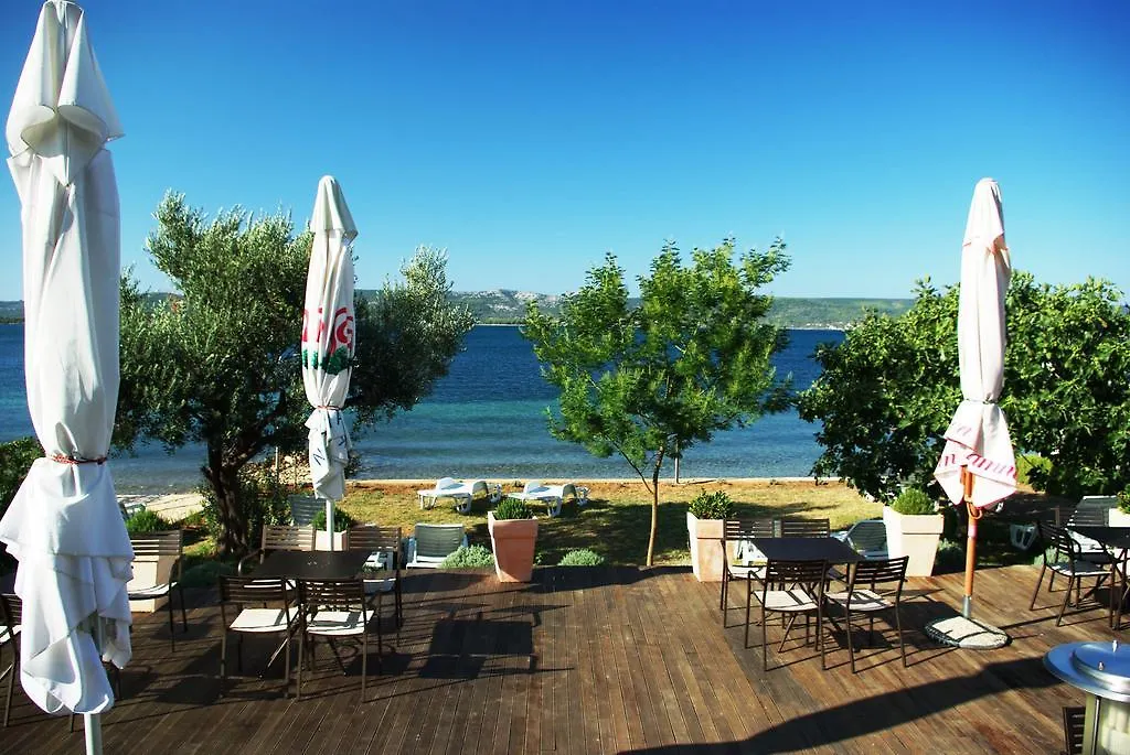 Hotel Mare Nostrum Biograd Na Moru 3*,